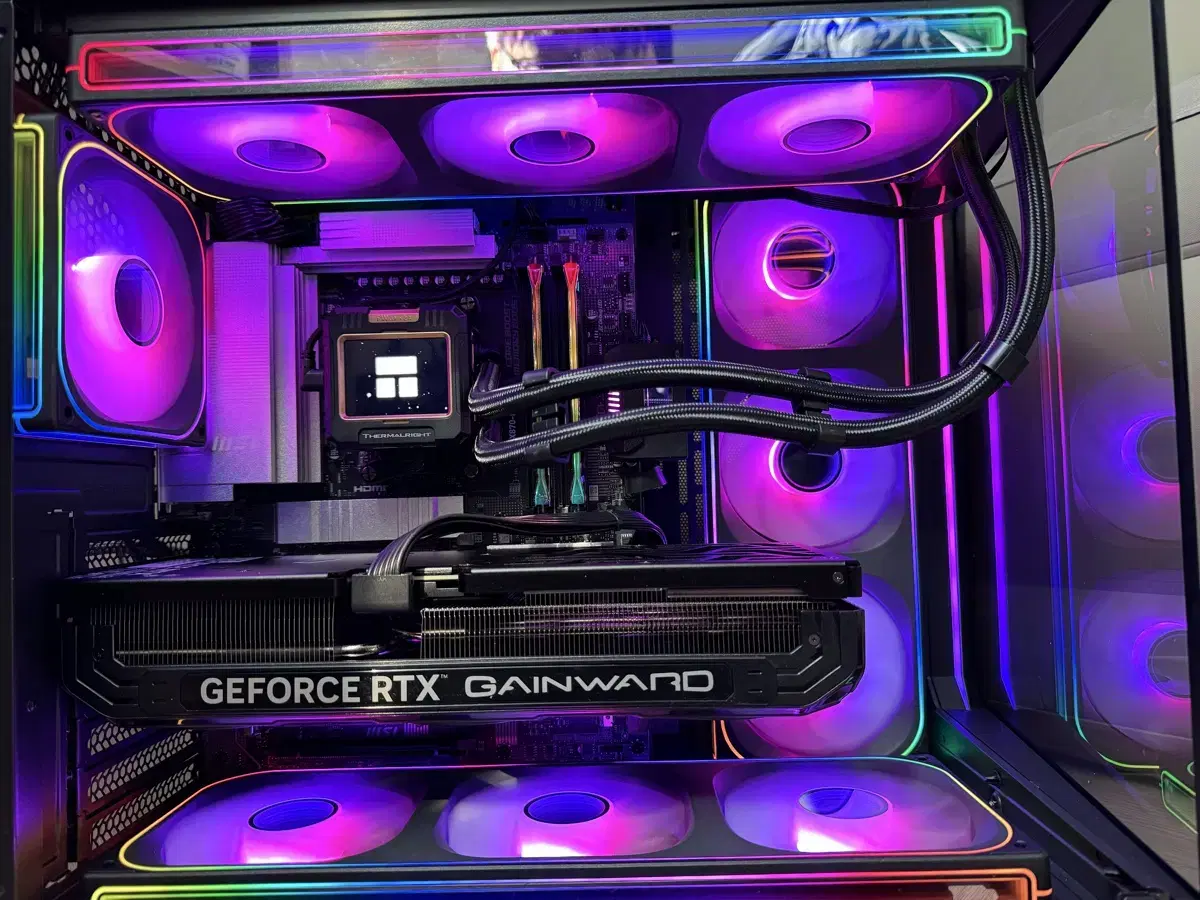 라이젠 9800x3D / RTX4070Ti 고사양 게이밍 컴퓨터